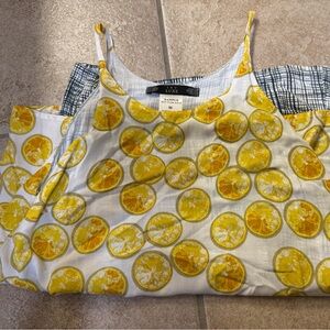 Lemon Print Top Tru Lux never used
It was on their magazine and highly desired